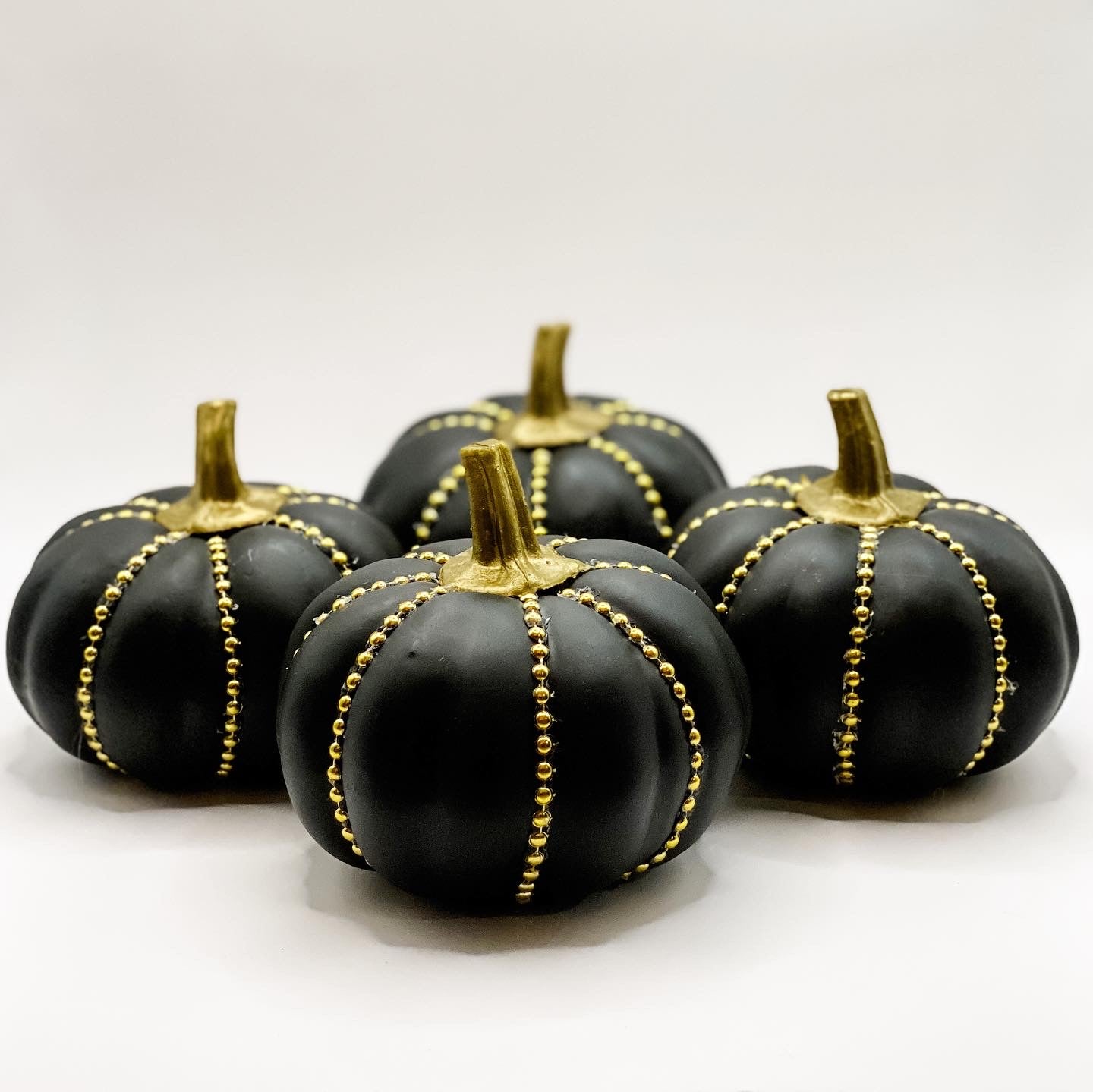 Small Pumpkin - Black Gold Beaded